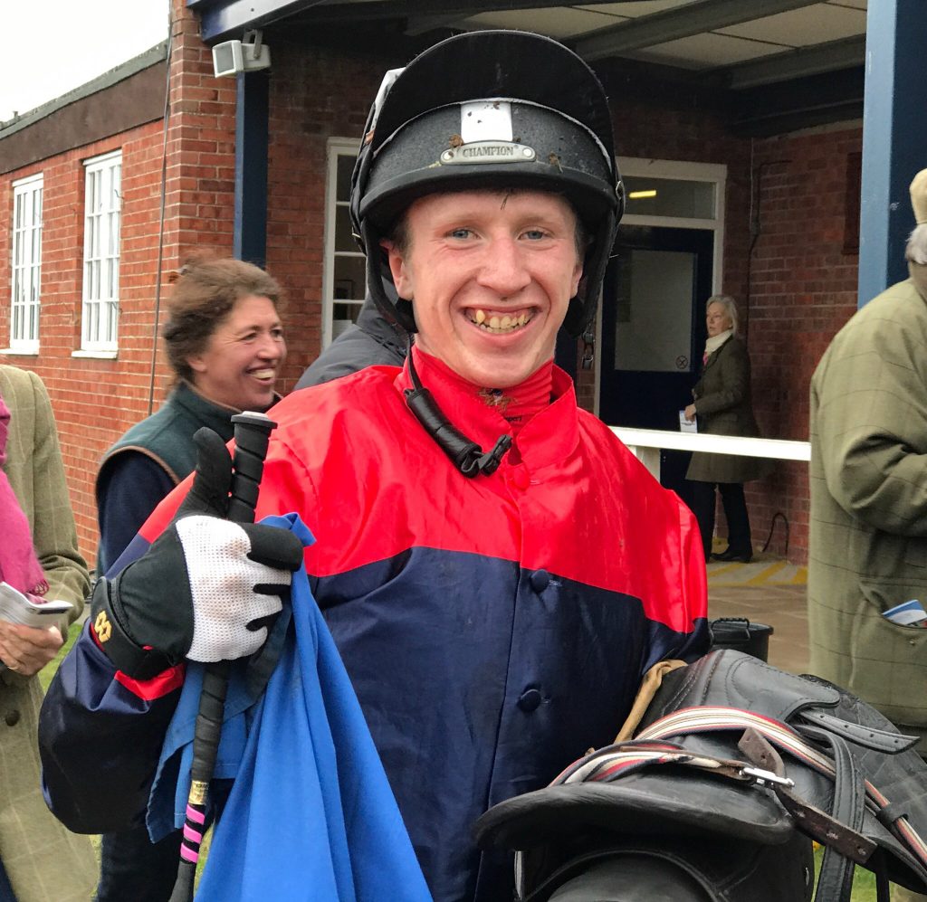 Mark Galligan wins HRH Prince of Wales Chase at Ludlow – Amateur ...